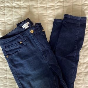 Good American good legs denim skinny dark wash